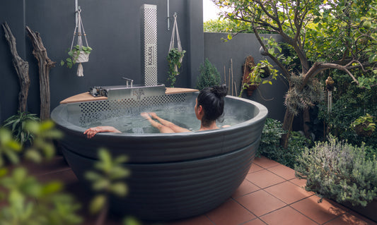 Benefits of Wood-Fired Hot Tubs for Holiday Lets