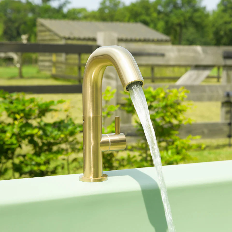 Gardentub Tap - Brushed Gold