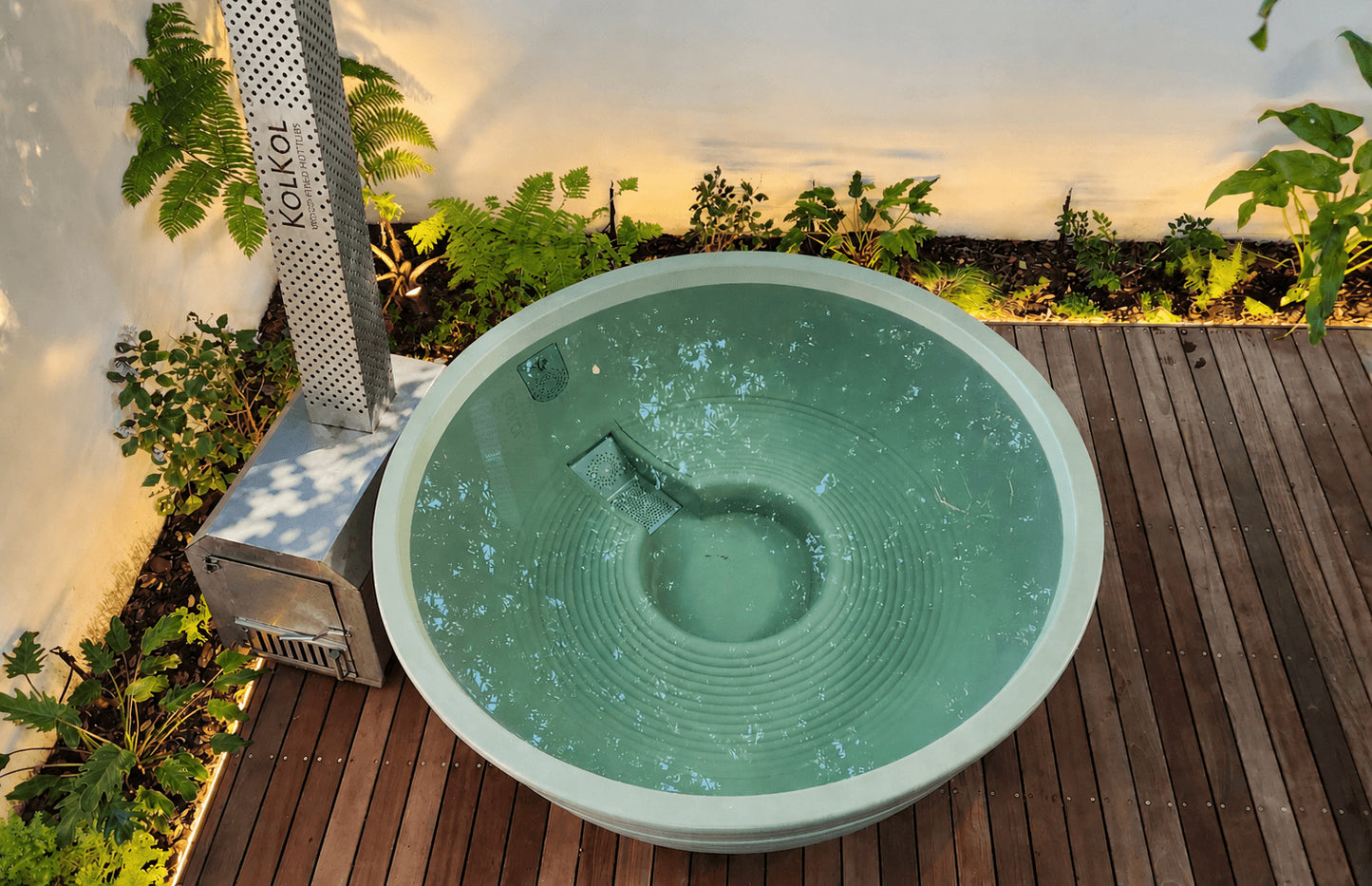 KolKol Luna Mist Green Hot Tub Wood-Fired